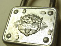 ヴィンテージ南京錠,vintage padlock《１９５０年代》MASTER LOCK CO. MILWAUKEE WIS. U.S.A.《百獣の王ライオン》【参考画像有り】