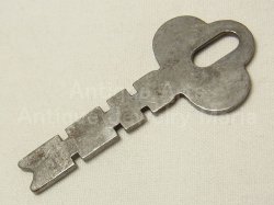 画像1: 【バーゲン】アメリカ アンティーク南京錠に使われていた フラット（平板）キー　56mm