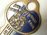 アメリカ ヴィンテージ SAN FRANCISCO WORLD'S FAIR (サンフランシスコ　ワールドフェアー) “key to treasure island 宝の島への鍵”1939-1940 記念キー【バーゲン】【参考画像・動画有り】 