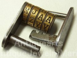 画像1: 1800年代後半 フランス製 ダイヤル式南京錠（Antique Combination Padlock）【希少】【極ミニサイズ】【４桁】セパレートタイプ《開錠可能》【バーゲン】