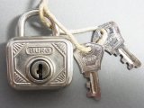 画像: ドイツ ヴィンテージ BURG　mini角型 南京錠 (Silver-b)【バーゲン】