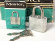 画像4: ヴィンテージ南京錠,vintage padlock MASTER LOCK CO. MILWAUKEE WIS. U.S.A.【極小サイズ】【１９５０年代製造】《多層構造》１９×２９ミリ【参考画像有り】か【バーゲン】