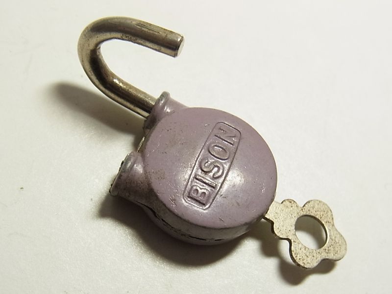 画像: アメリカ ヴィンテージ mini 南京錠 １９６０年代製　MADE IN USA　19×30mm