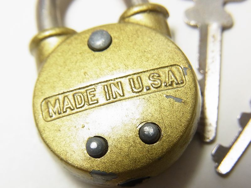 画像: アメリカ ヴィンテージ mini 南京錠 １９６０年代製　MADE IN USA　19×30mm