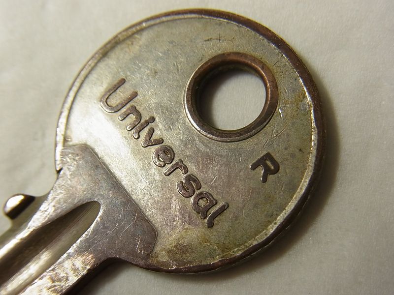 画像: 【希少：イタリア製】ヴィンテージ キー, vintage key  “ILCO INDEPENDENT LOCK CO.”インディペンデントロック《参考画像有り》