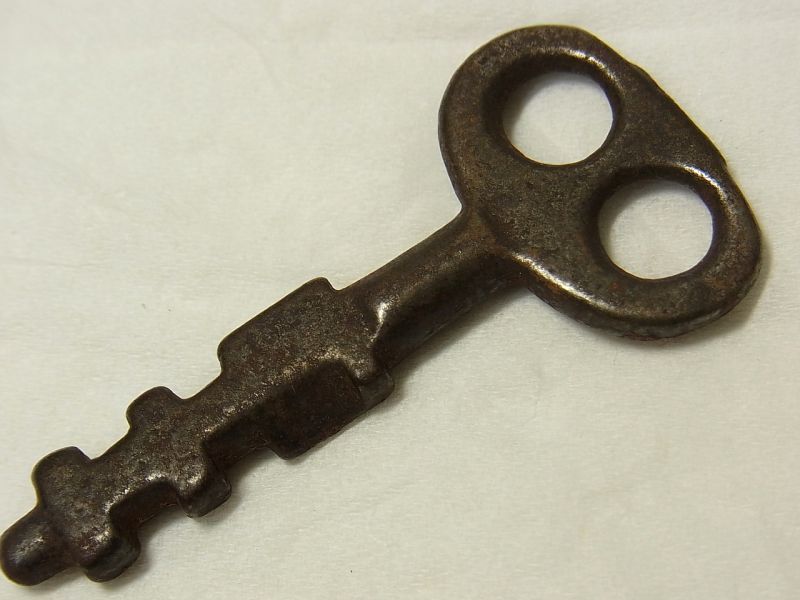 画像1: 【希少】１９００年代初頭 アメリカ アンティーク 南京錠のキー 50mm