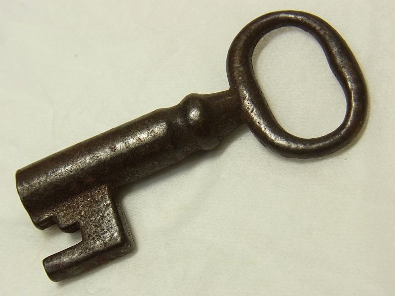 画像1: アメリカ アンティーク 南京錠のキー 49mm