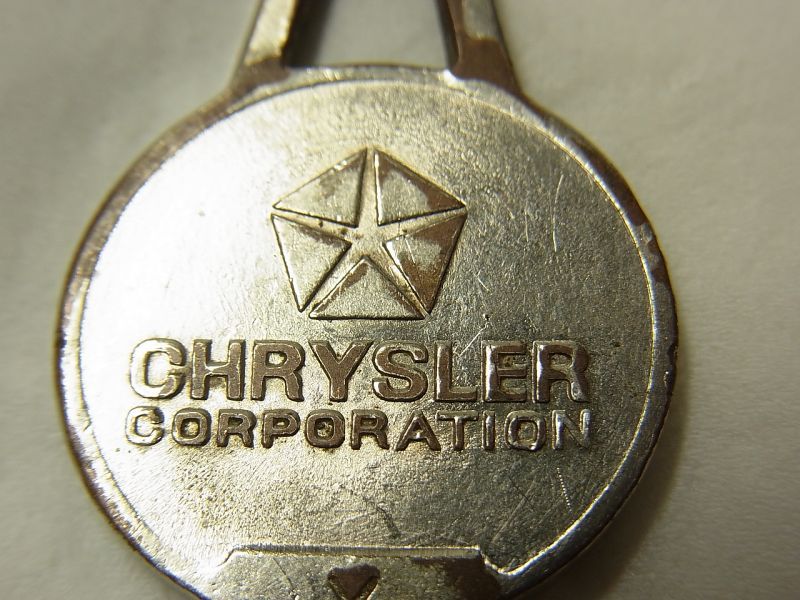 画像: 【動画有り】 アメリカ　ヴィンテージ CHRYSLER クライスラー 実車　キー