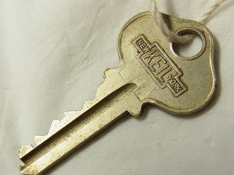 画像: ヴィンテージ キー, vintage key アメリカ ニューヨーク FRANCIS KEIL & SON NEW YORK《参考画像有り》