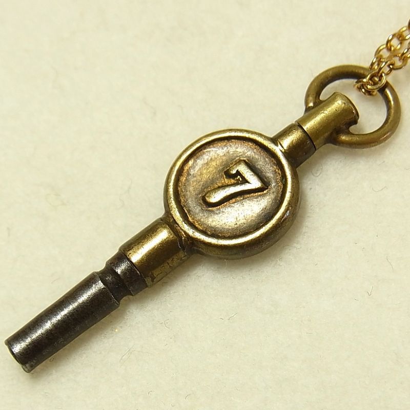 画像: “７”英国 1800年代末製 アンティーク 懐中時計のキー（チェーン有り。無しの場合は３００円引き）