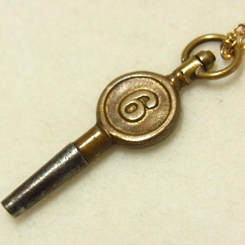 画像: “６”英国 1800年代末製 アンティーク 懐中時計のキー（チェーン有り。無しの場合は３００円引き）