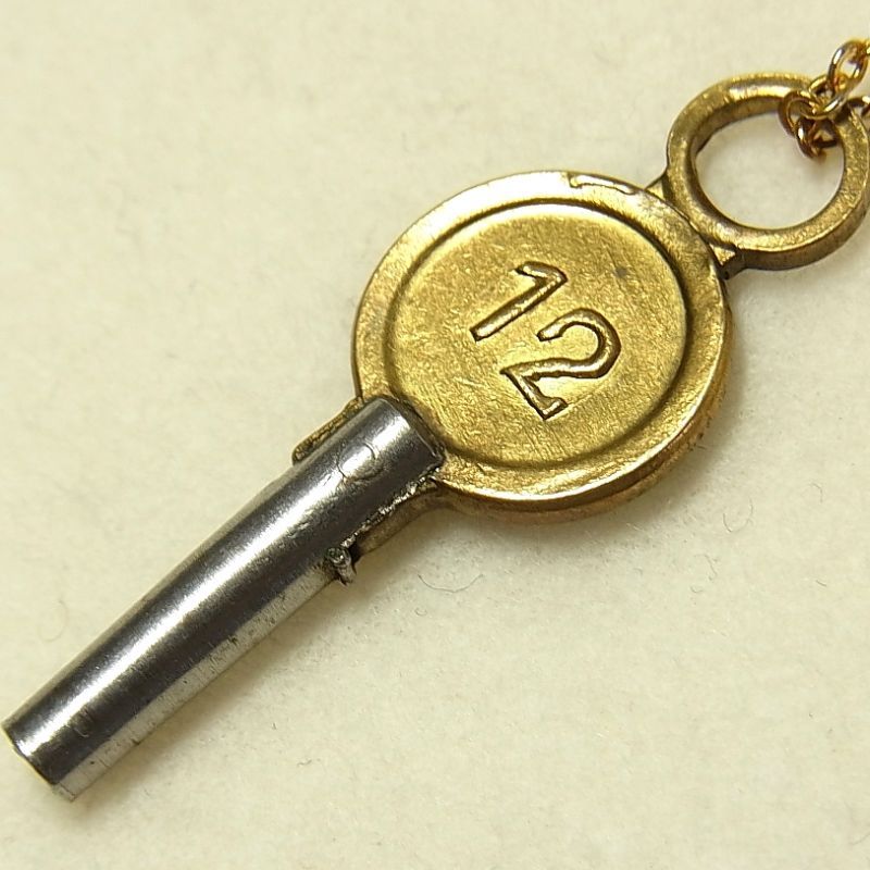 画像: “１２”英国 1800年代末製 アンティーク 懐中時計のキー（チェーン有り。無しの場合は３００円引き）