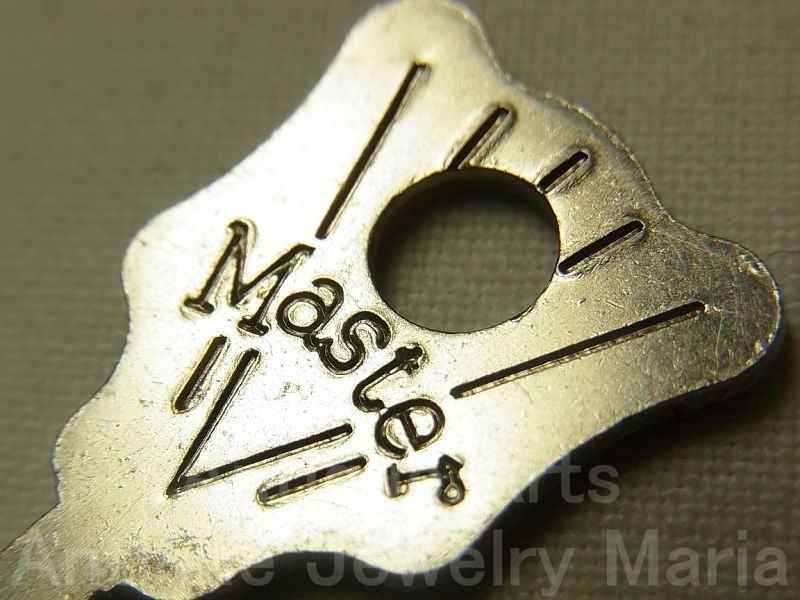 画像1: ヴィンテージキー,vintage key １９５０年代  MASTER社 MASTER LOCK CO. MILWAUKEE WIS. U.S.A.【ミニサイズ】《参考画像有り》