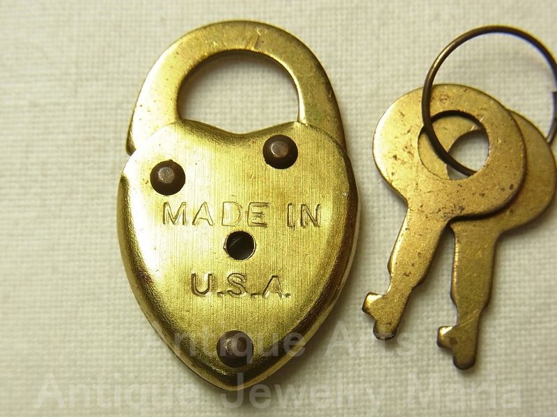 画像: 【MADE IN USA】【絶版品】アメリカ ヴィンテージ 真鍮製 miniハート南京錠
