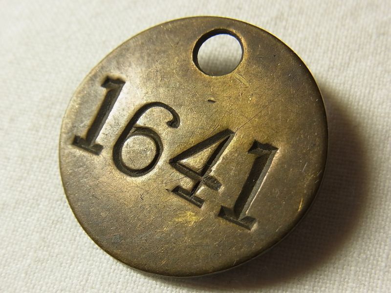 画像1: ヴィンテージ ナンバータグ,vintage number tag (29mm)