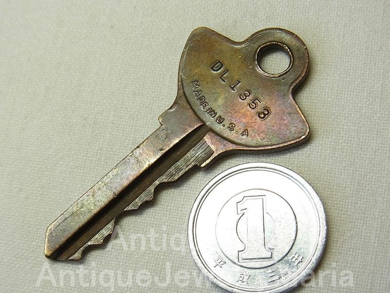 画像:  early1940's Elgin padlock  VINTAGE KEY made in U.S.A.：1940年代初 のエルジン ヴィンテージ キーアメリカ合衆国製造