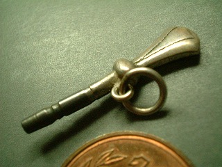 画像: 【懐中時計参考画像有り】イギリス懐中時計のアンティーク(銀製)mini キー