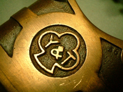画像: アメリカ ＹＡＬＥ社 ヴィンテージ真鍮製南京錠 １９４０年代製